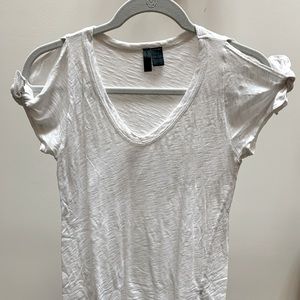Women’s tie sleeve tee